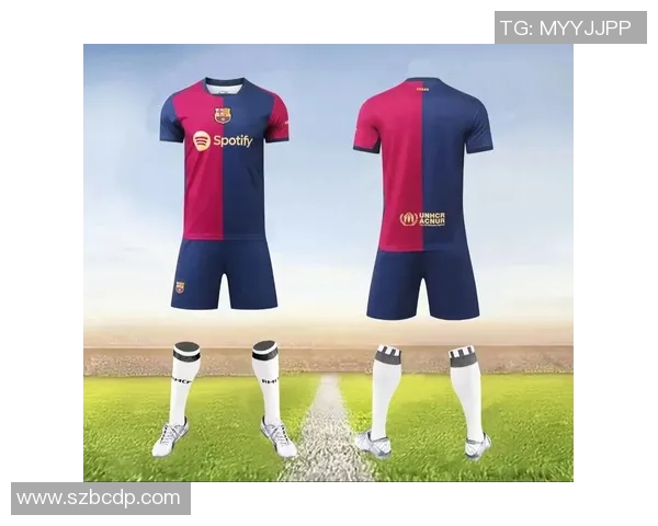 现役穿十四号球衣的足球明星盘点及其赛场表现分析